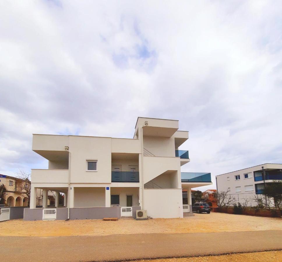Apartments Matkovic Vir Exterior photo